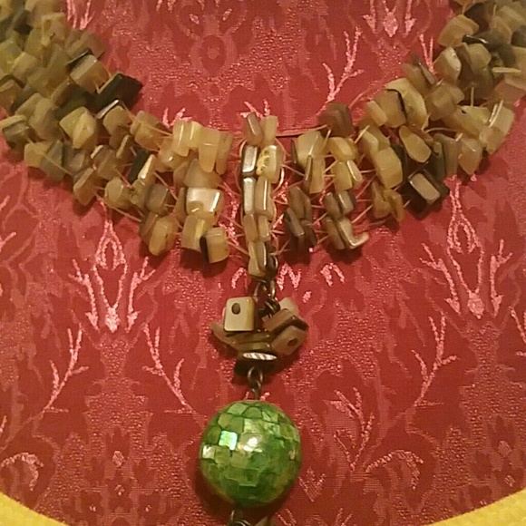 Jewelry - Picture 2 of 3